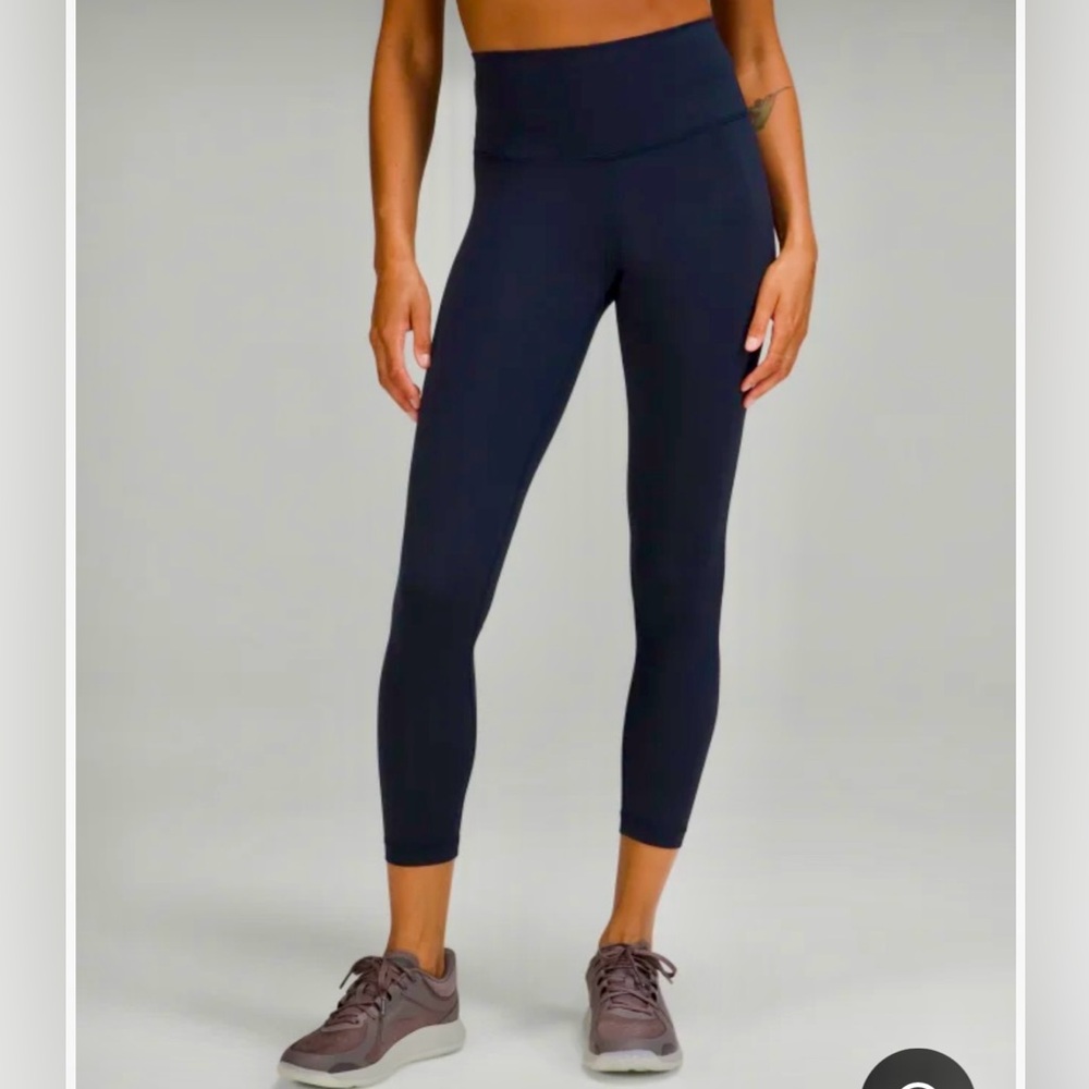 Lululemon Wunder Train High-Rise Tight 25" in Navy